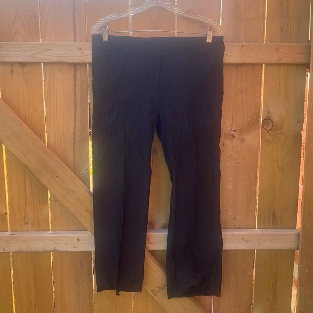 Design by Olivia cropped pants sz. L
